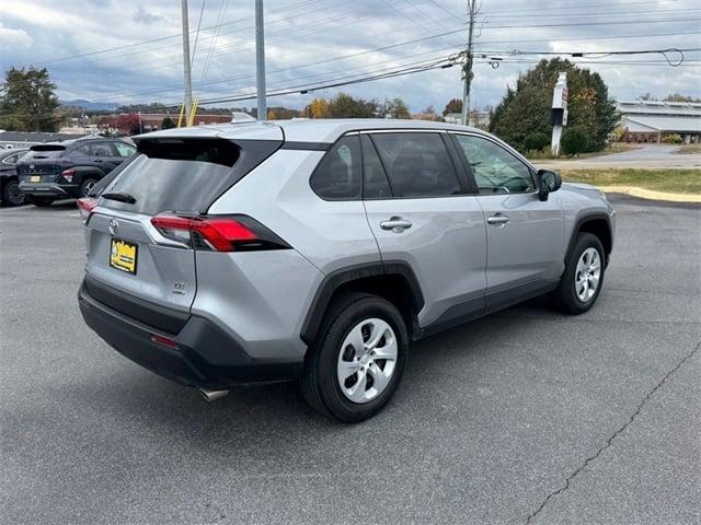 2025 Toyota RAV4 LE 2025 Toyota RAV4 LE