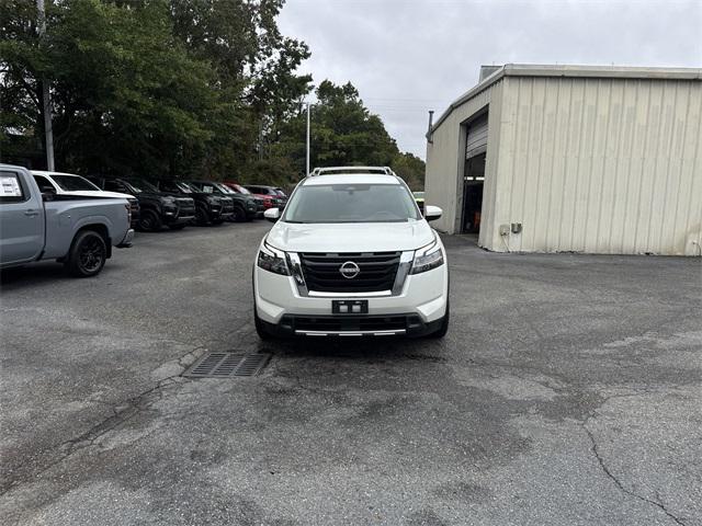 2023 Nissan Pathfinder SL 4WD 2023 Nissan Pathfinder SL 4WD