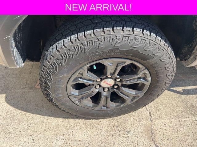 2024 GMC Canyon 2WD Elevation 2024 GMC Canyon 2WD Elevation