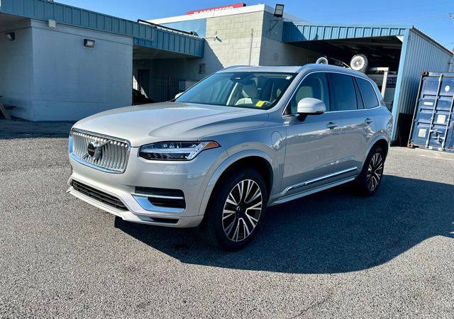 2023 Volvo XC90 Recharge Plug-In Hybrid T8 Core Bright Theme 2023 Volvo XC90 Recharge Plug-In Hybrid T8 Core Bright Theme