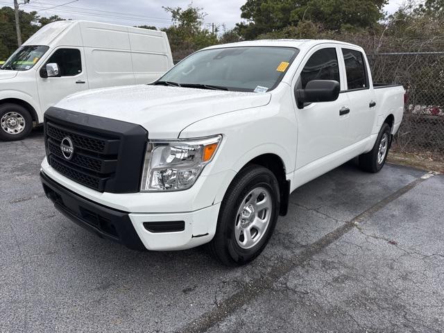 2023 Nissan TITAN Crew Cab S 4x2 2023 Nissan TITAN Crew Cab S 4x2