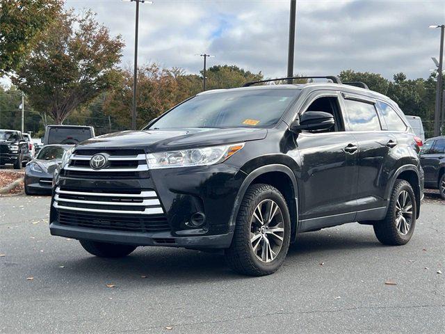 2019 Toyota Highlander LE 2019 Toyota Highlander LE