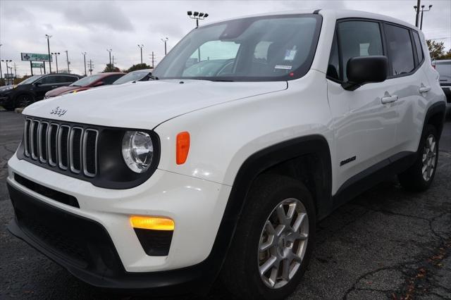 2023 Jeep Renegade Latitude 4x4 2023 Jeep Renegade Latitude 4x4