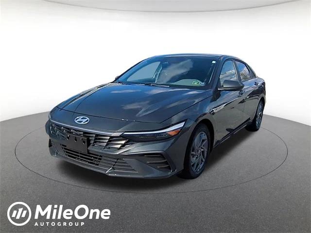 2024 Hyundai Elantra SEL 2024 Hyundai Elantra SEL