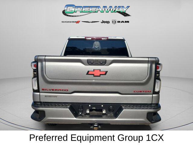 2023 Chevrolet Silverado 1500 4WD Crew Cab Short Bed Custom 2023 Chevrolet Silverado 1500 4WD Crew Cab Short Bed Custom