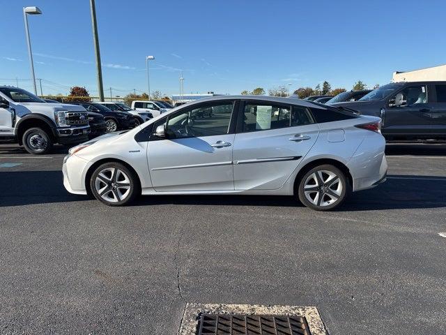 2016 Toyota Prius Three Touring 2016 Toyota Prius Three Touring