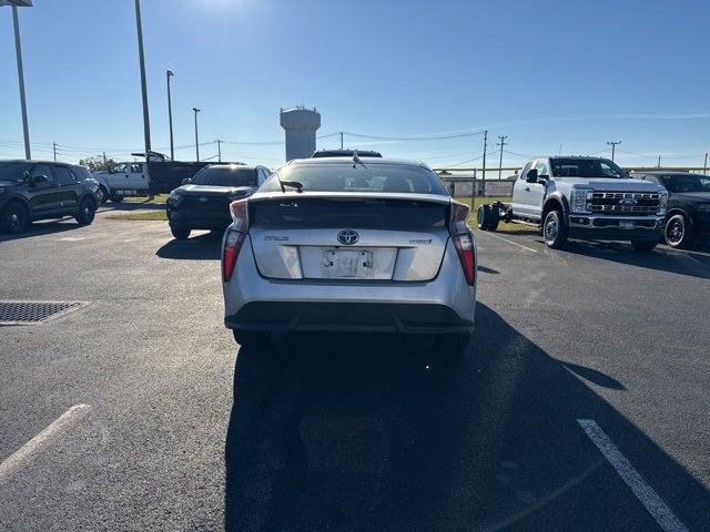 2016 Toyota Prius Three Touring 2016 Toyota Prius Three Touring