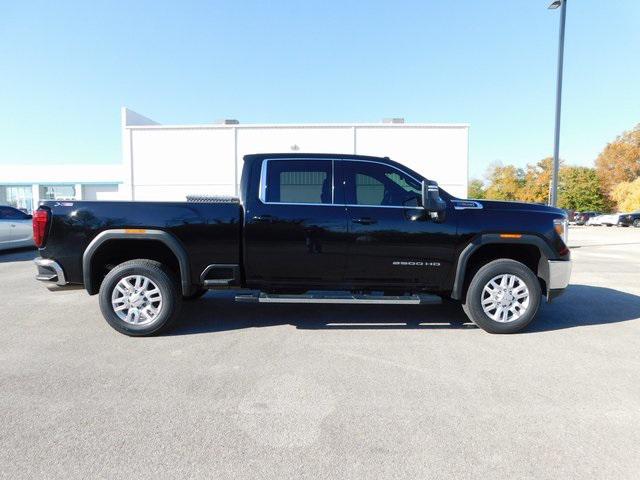 2022 GMC Sierra 2500HD 4WD Crew Cab Standard Bed SLE 2022 GMC Sierra 2500HD 4WD Crew Cab Standard Bed SLE
