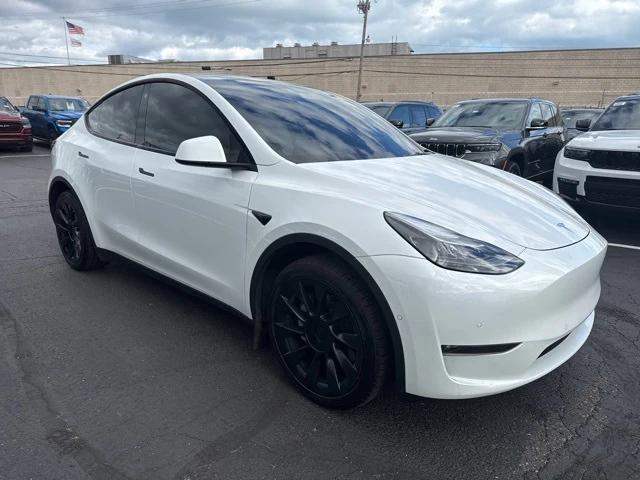 2022 Tesla Model Y Long Range Dual Motor All-Wheel Drive 2022 Tesla Model Y Long Range Dual Motor All-Wheel Drive
