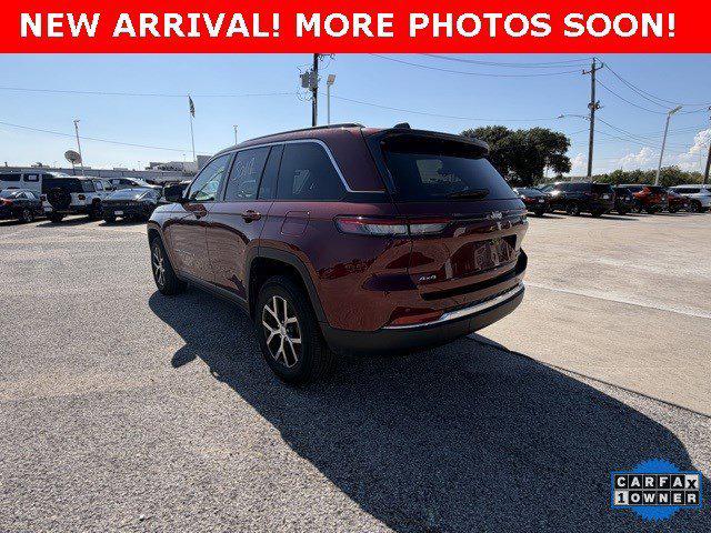 2024 Jeep Grand Cherokee Limited 4x4 2024 Jeep Grand Cherokee Limited 4x4