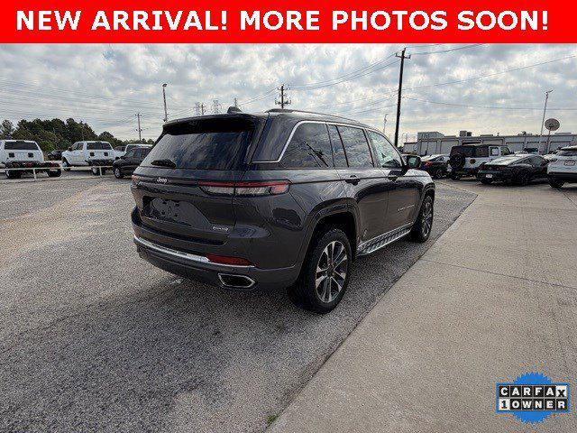 2022 Jeep Grand Cherokee Overland 4x2 2022 Jeep Grand Cherokee Overland 4x2