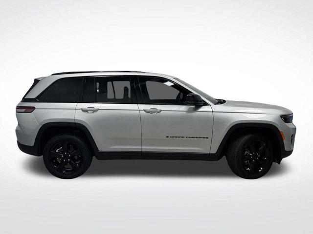 2023 Jeep Grand Cherokee Altitude X 4x4
