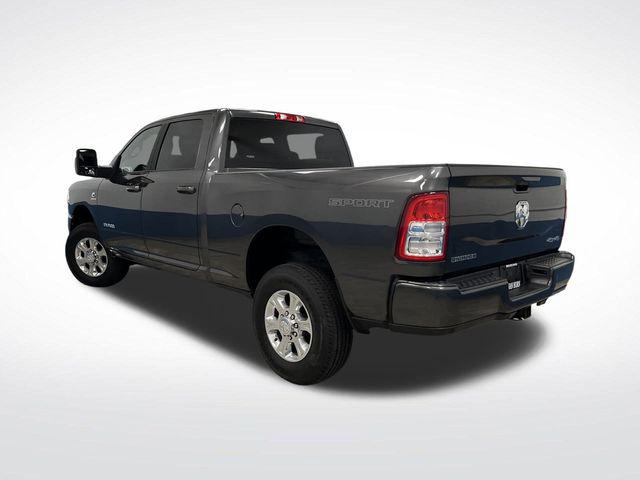 2023 RAM 2500 Big Horn Crew Cab 4x4 64 Box 2023 RAM 2500 Big Horn Crew Cab 4x4 64 Box