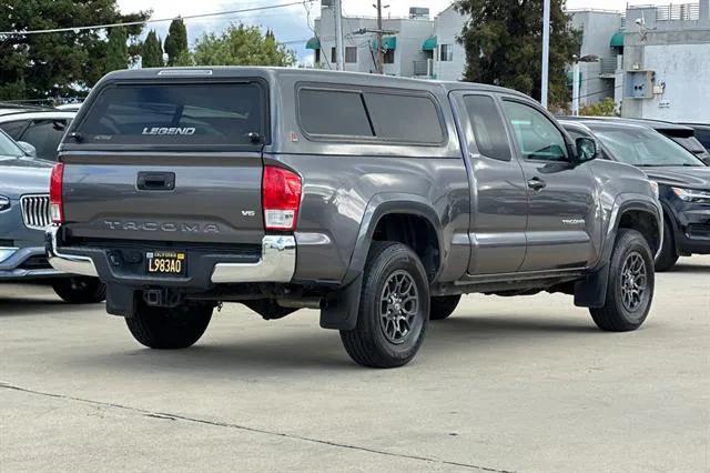 2017 Toyota Tacoma SR5 V6 2017 Toyota Tacoma SR5 V6