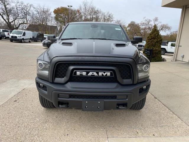 2021 RAM 1500 Classic SLT 2021 RAM 1500 Classic SLT