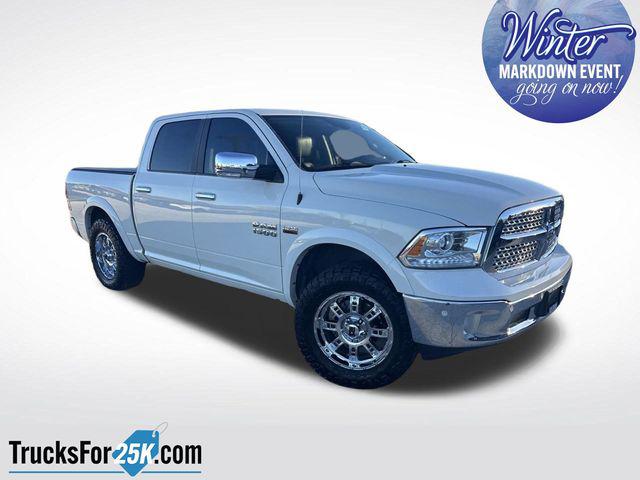 2017 RAM 1500 Laramie Crew Cab 4x4 57 Box