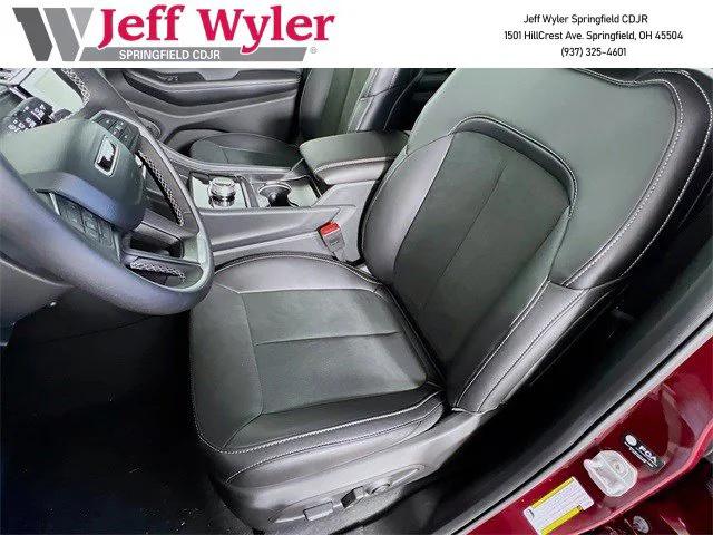 2025 Jeep Grand Cherokee GRAND CHEROKEE ALTITUDE X 4X4 2025 Jeep Grand Cherokee GRAND CHEROKEE ALTITUDE X 4X4