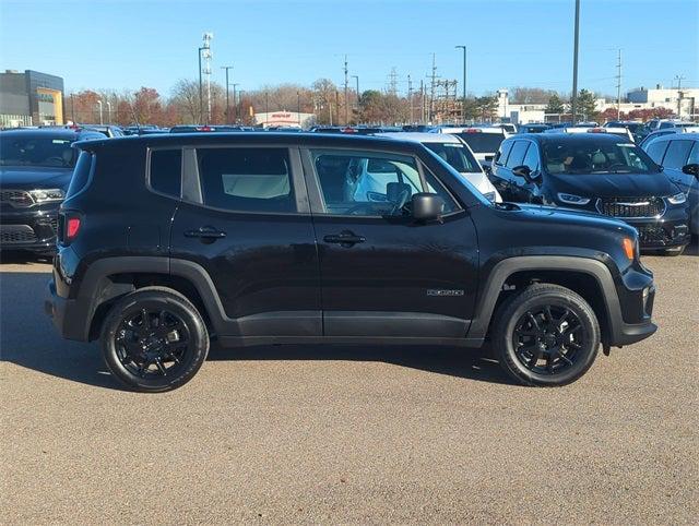 2023 Jeep Renegade Latitude 4x4 2023 Jeep Renegade Latitude 4x4