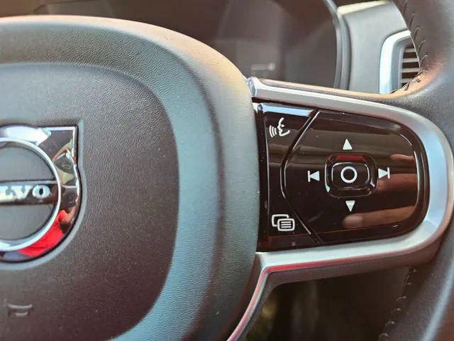 2019 Volvo XC90 T5 Momentum