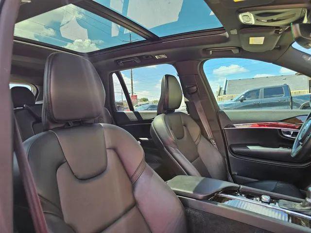 2019 Volvo XC90 T5 Momentum