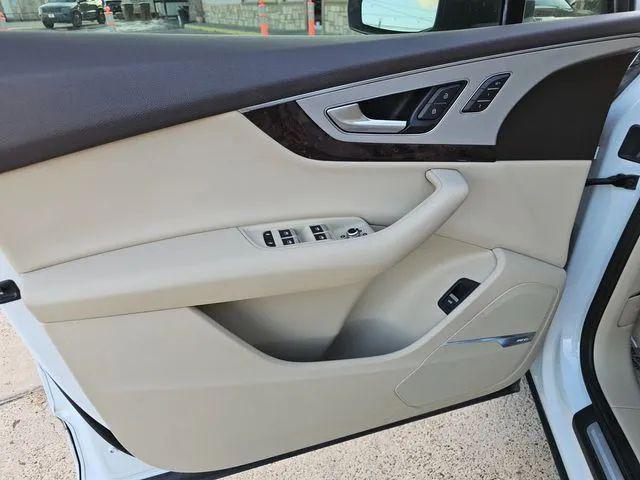 2019 Audi Q7 45 Premium