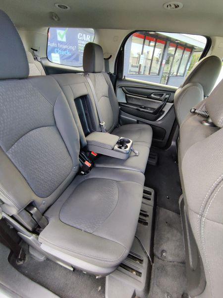 2016 GMC Acadia SLE-1