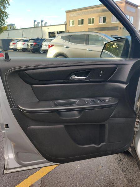 2016 GMC Acadia SLE-1