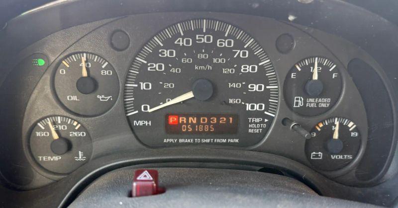 2002 Chevrolet Express Cutaway Base