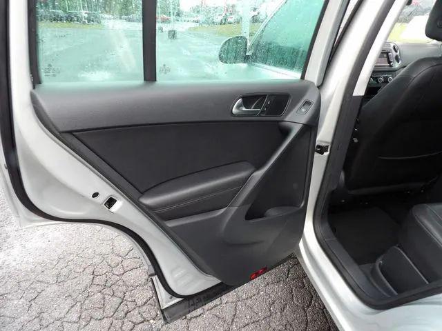 2010 Volkswagen Tiguan Wolfsburg Edition