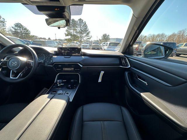 2026 Mazda X-90 Select