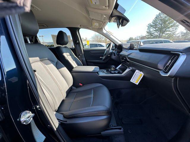 2026 Mazda X-90 Select