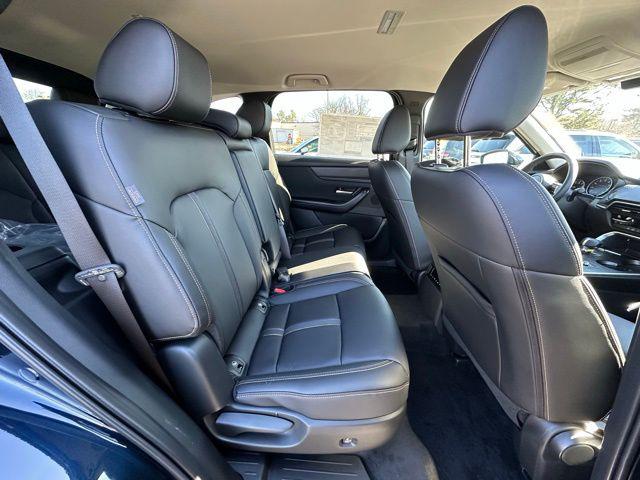 2026 Mazda X-90 Select