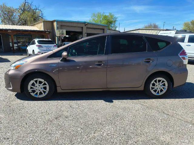 2016 Toyota Prius v Two