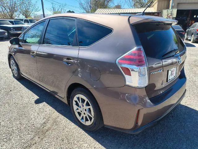 2016 Toyota Prius v Two