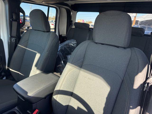2026 Jeep Gladiator Sport S