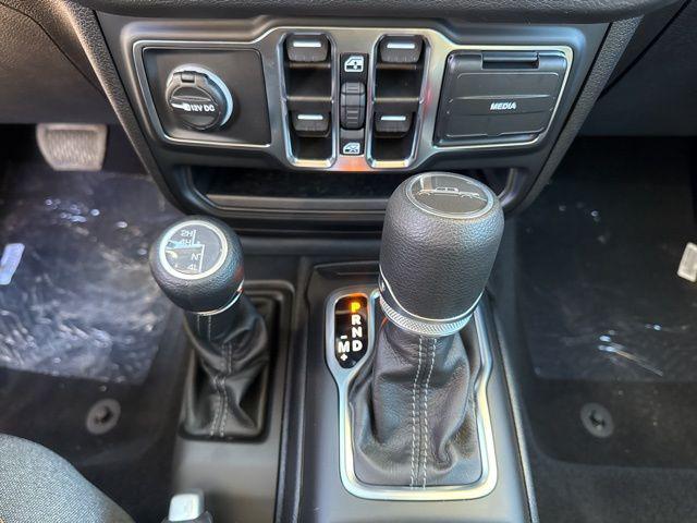 2026 Jeep Gladiator Sport S