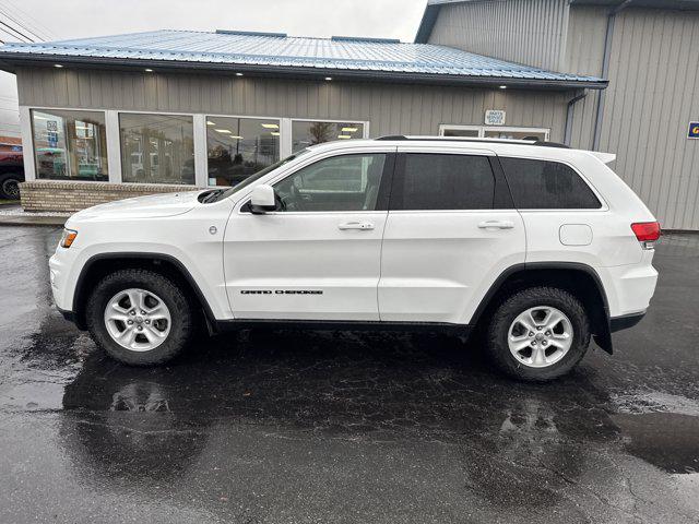 2017 Jeep Grand Cherokee Laredo 4x4