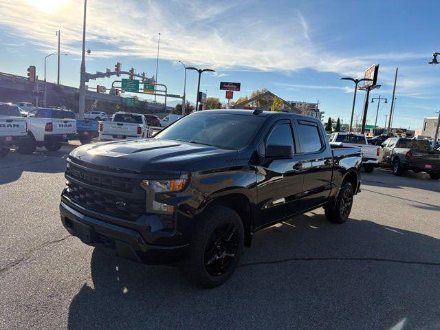 2023 Chevrolet Silverado 1500 4WD Crew Cab Short Bed Custom 2023 Chevrolet Silverado 1500 4WD Crew Cab Short Bed Custom
