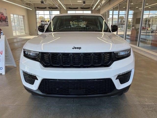 2023 Jeep Grand Cherokee Limited 4x4 2023 Jeep Grand Cherokee Limited 4x4
