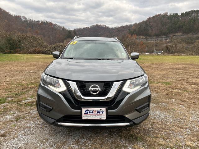 2017 Nissan Rogue SV 2017 Nissan Rogue SV