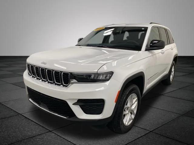 2025 Jeep Grand Cherokee Laredo X 4x4