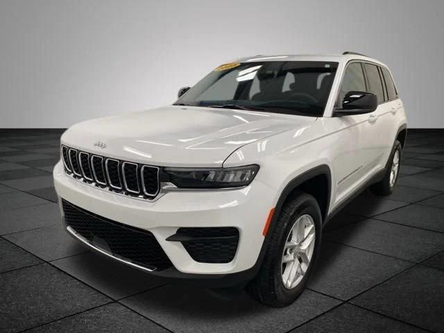 2025 Jeep Grand Cherokee Laredo X 4x4 2025 Jeep Grand Cherokee Laredo X 4x4