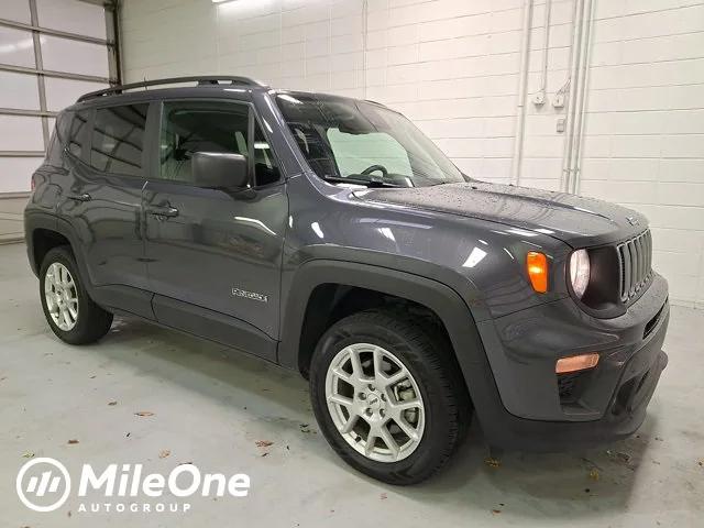 2023 Jeep Renegade Latitude 4x4 2023 Jeep Renegade Latitude 4x4