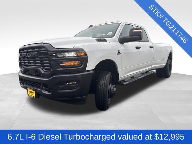 2026 RAM Ram 3500 RAM 3500 TRADESMAN CREW CAB 4X4 8 BOX
