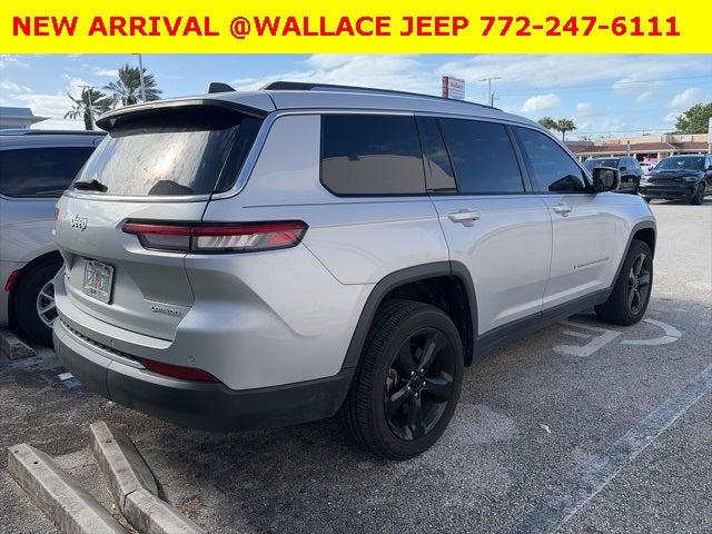 2022 Jeep Grand Cherokee L Laredo 4x4