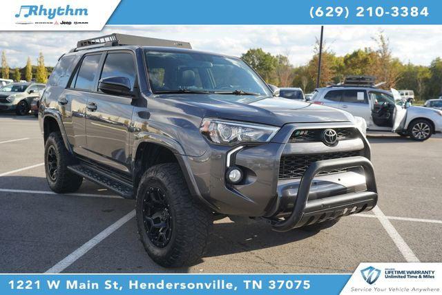 2019 Toyota 4Runner SR5 2019 Toyota 4Runner SR5