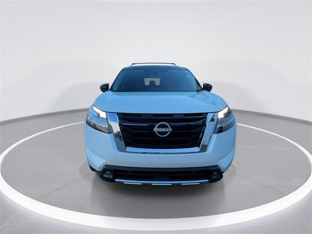 2023 Nissan Pathfinder Platinum FWD