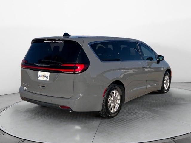 2025 Chrysler Pacifica Select 2025 Chrysler Pacifica Select