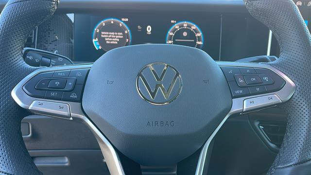 2025 Volkswagen Tiguan 2.0T SE R-Line Black