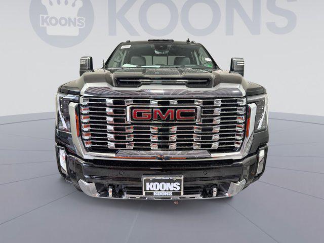 2026 GMC Sierra 2500HD Crew Cab, Standard Bed, Denali, 4WD